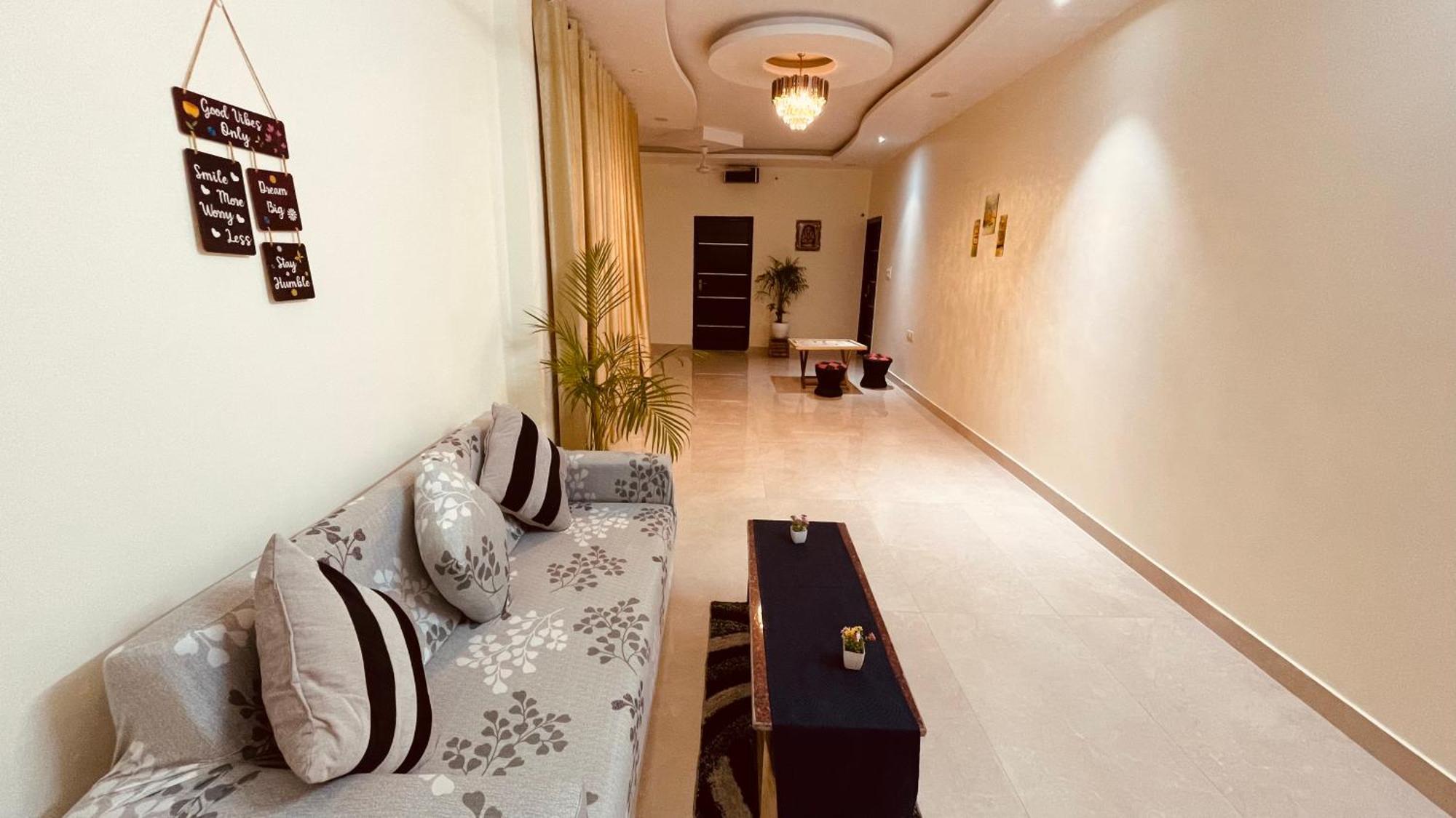 Atulyam Stays Sushant Golf City 勒克瑙 外观 照片