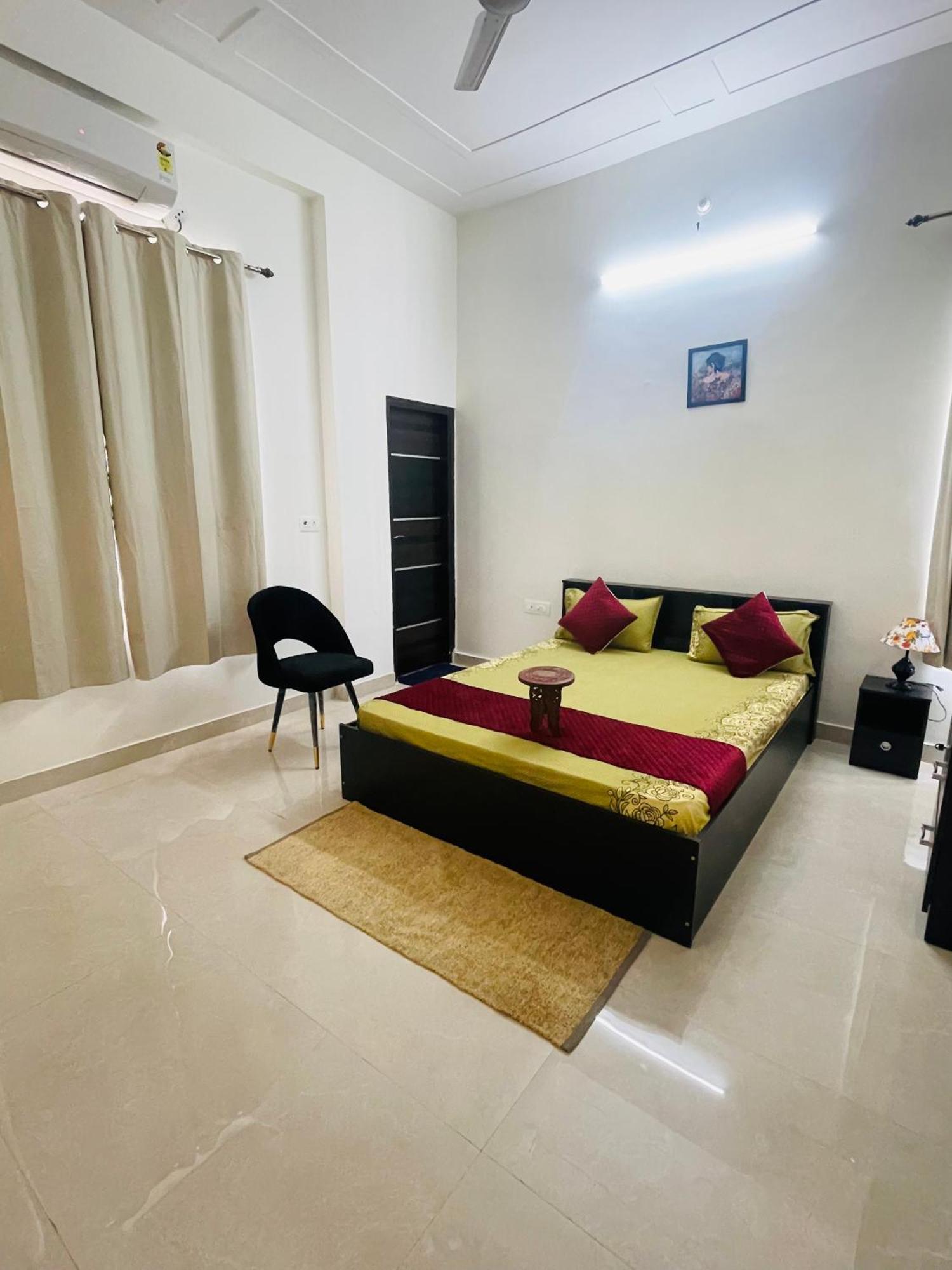 Atulyam Stays Sushant Golf City 勒克瑙 外观 照片