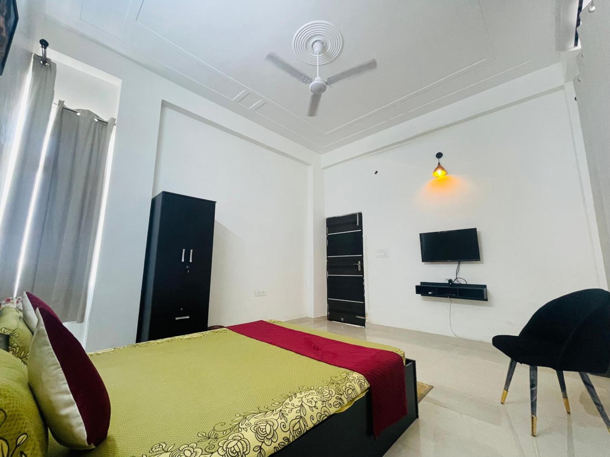 Atulyam Stays Sushant Golf City 勒克瑙 外观 照片