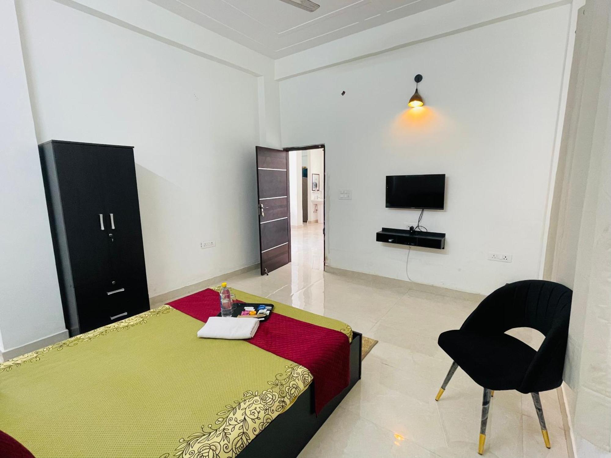 Atulyam Stays Sushant Golf City 勒克瑙 外观 照片