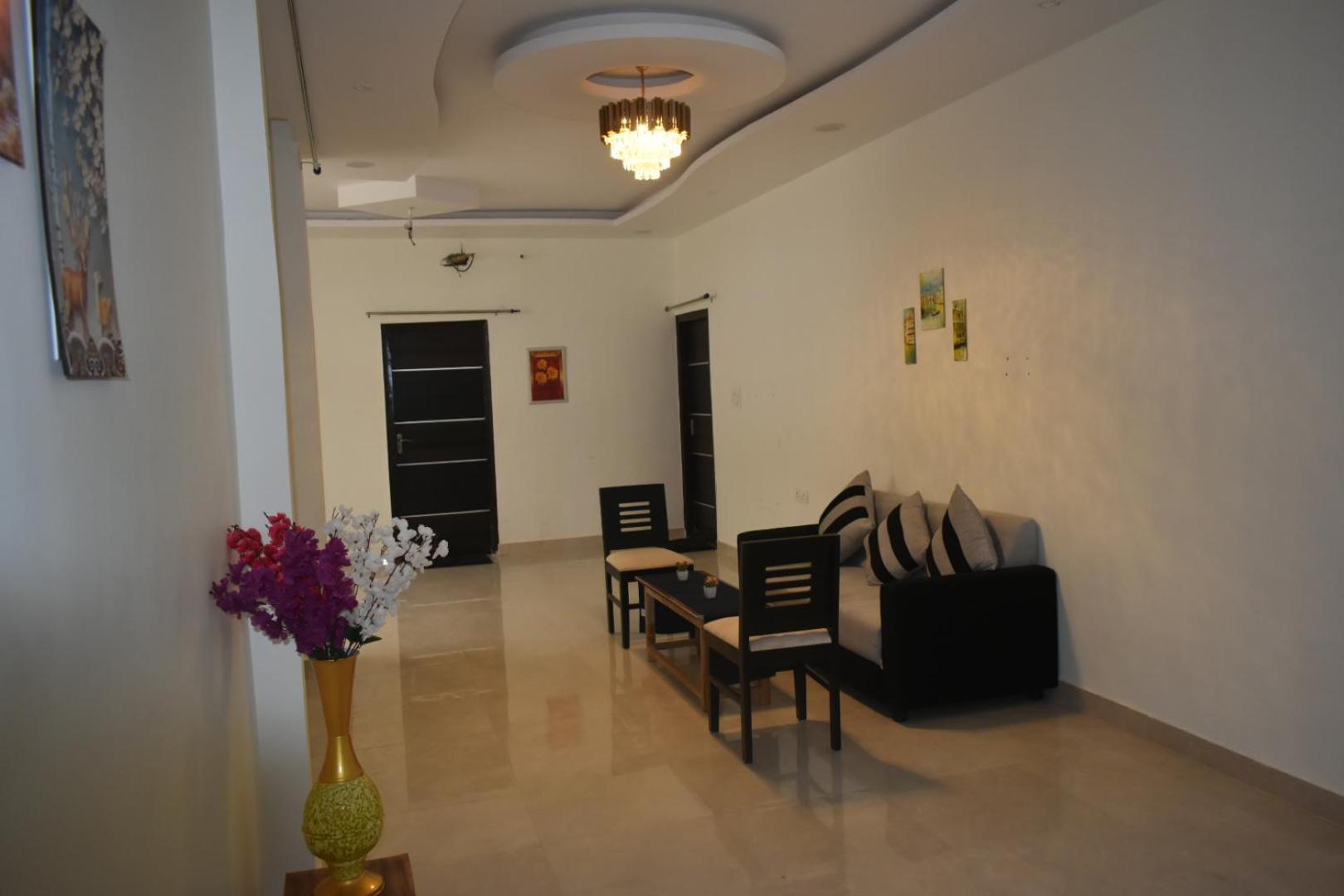 Atulyam Stays Sushant Golf City 勒克瑙 外观 照片