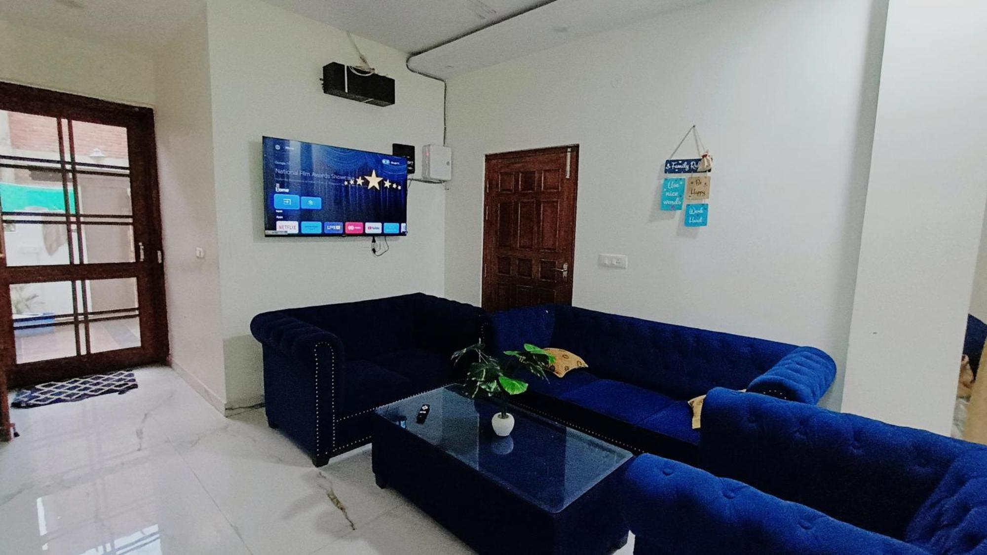 Atulyam Stays Sushant Golf City 勒克瑙 外观 照片